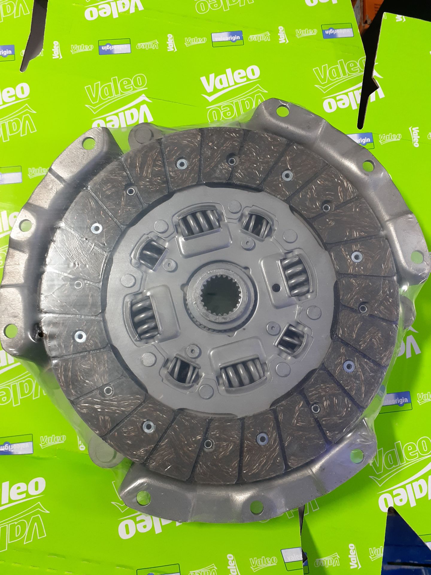 IMG_20260306_174430_123 دیسک و صفحه پیکان روآ آریسان آردی valeo با ضمانت طلایی شرکتی 6 ماهه(بدون واسطه) - تصویر 1